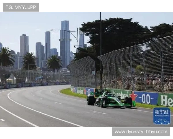 综合体育-深度看点：F1赛车事故现场_新浪新闻